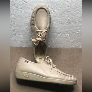 *Read SAS Siesta Women's Lace Up Shoes Tan Leather Size 8W Made in USA Handsewn